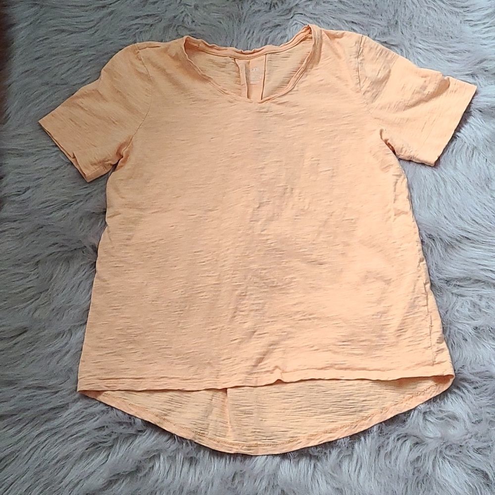 Chicos womens orange the ultimate tee size medium‎